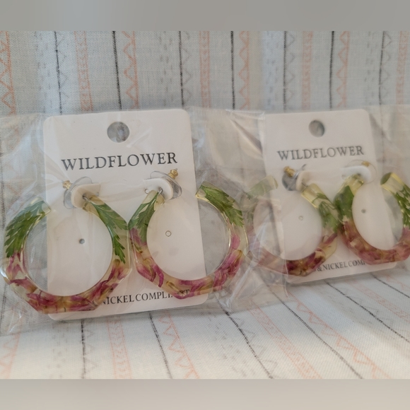 wild flower Jewelry - WildFlower Hoop earrings, Dried flowers 💐